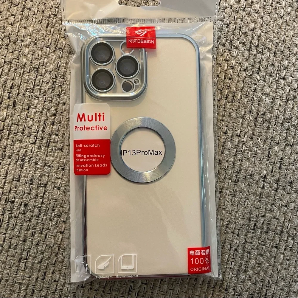 KST DESIGN + BYTECH BUNDLE : iPhone 13 Pro Max Case + Earbuds